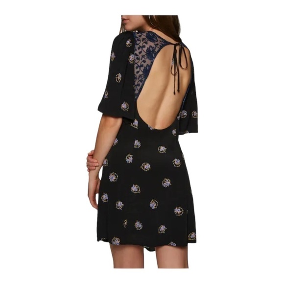FREE PEOPLE x Revolve Black Floral Open Back Bell Sleeve Mini Dress Size 0 - Picture 10 of 13